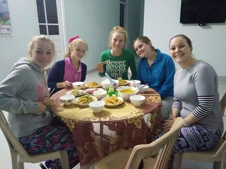 Tuan Thanh Homestay Tân Hiệ Екстериор снимка